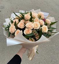 Букет Кремовые розы Латте в Карачеве