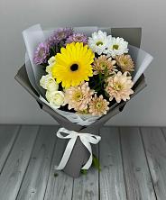 Букет цветов из:  Розы, Герберы и Хризантемы в Карачеве