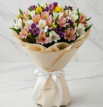 Букет цветов из:  Альстромерии в Карачеве