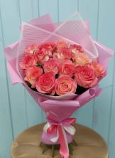 Букет 15 Розовых роз Равель в Карачеве