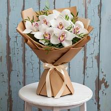 Букет цветов из:  Орхидеи и Розы в Карачеве